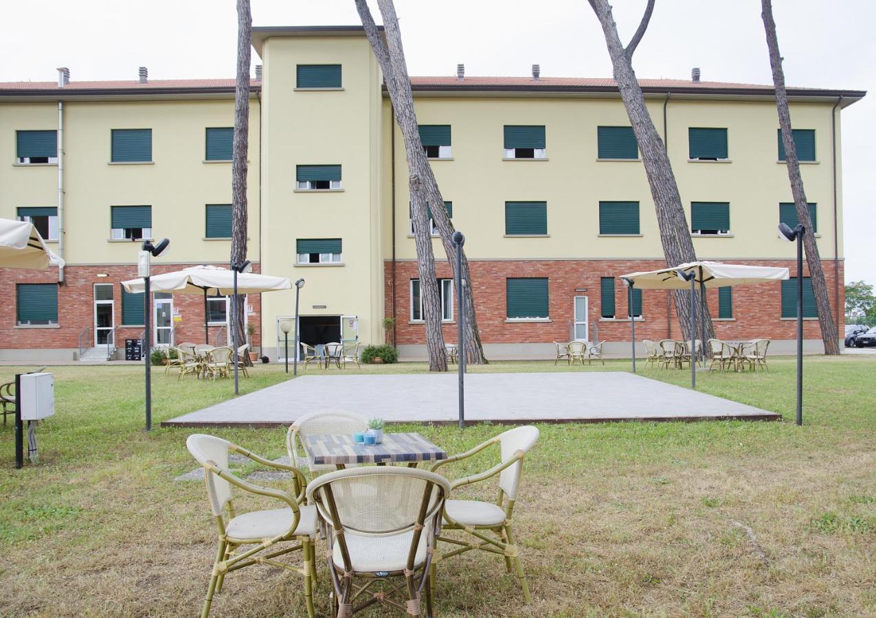 Готель Casa Per Ferie Il Pioppo Марина-ді-Масса Екстер'єр фото